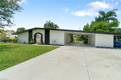 Caloosahatchee River Home For Sale in Fort Myers Florida