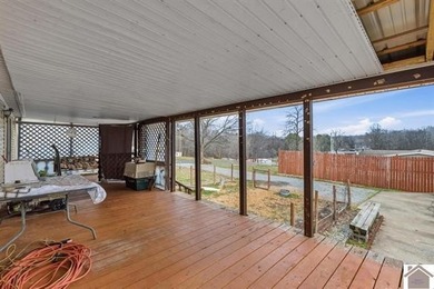 Lakeside Living with Modern Elegance! This beautifully renovated - photo 22