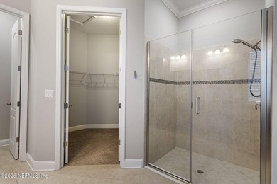 Welcome to this beautifully updated coastal retreat in the - photo 29