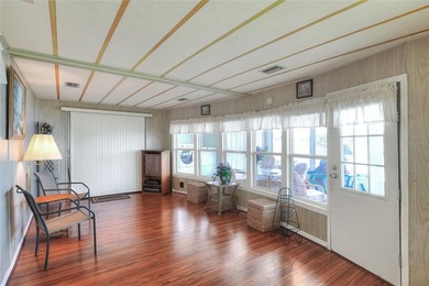 RARE OPPORTUNITY! TRUE LAKEFRONT with DOCK.  Ideal Central - photo 38