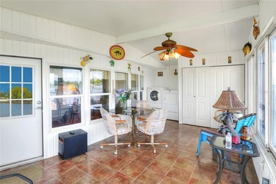 RARE OPPORTUNITY! TRUE LAKEFRONT with DOCK.  Ideal Central - photo 42