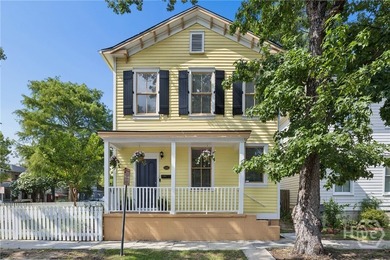 Some addresses just HIT DIFFERENT. This GORGEOUS 1920 Victorian - photo 1