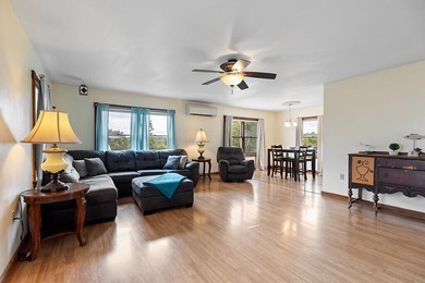 Charming 2000 ranch on a generous 0.33-acre lot, offering - photo 4