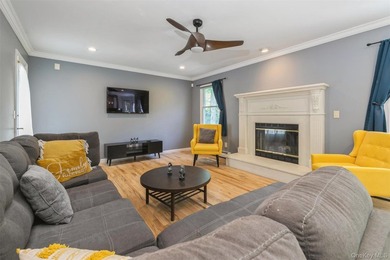 Welcome to this beautifully updated 4 bedroom, 2.5 bath Colonial - photo 12