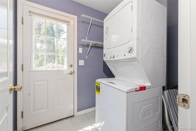 Welcome to this beautifully updated 4 bedroom, 2.5 bath Colonial - photo 21