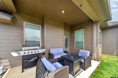 **Charming Modern Farmhouse Retreat in Chandler, TX** Discover - photo 29