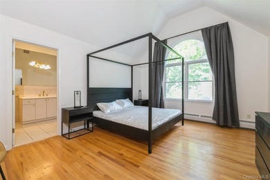 Welcome to this beautifully updated 4 bedroom, 2.5 bath Colonial - photo 29