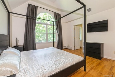 Welcome to this beautifully updated 4 bedroom, 2.5 bath Colonial - photo 31