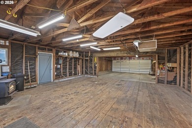 Welcome to Omega Farm, an exceptional and storied property - photo 47