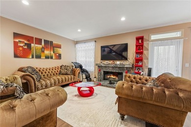 Modern Sorrento Mesa Townhome with 2-Car Garage + Resort-Style - photo 5