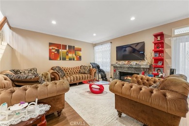 Modern Sorrento Mesa Townhome with 2-Car Garage + Resort-Style - photo 6