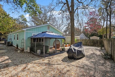 LOCATION, LOCATION!!! A MUST SEE, NO HOA!!!This is an income - photo 11