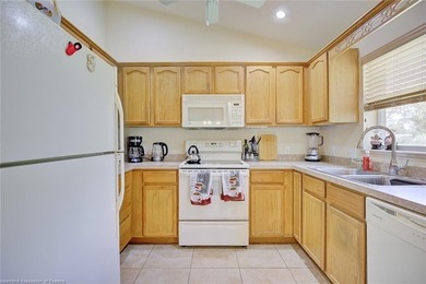 Step inside this well maintained, 3 bedroom, 2 bath, split floor - photo 11