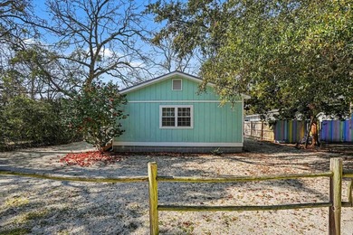 LOCATION, LOCATION!!! A MUST SEE, NO HOA!!!This is an income - photo 12