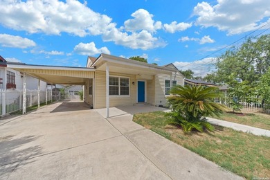 MULTIGENERATIONAL FAMILY NEEDS?? THIS PROPERTY WITH A CASITA IS - photo 2
