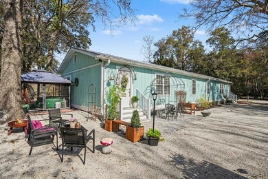 LOCATION, LOCATION!!! A MUST SEE, NO HOA!!!This is an income - photo 13
