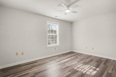 LOCATION, LOCATION!!! A MUST SEE, NO HOA!!!This is an income - photo 22
