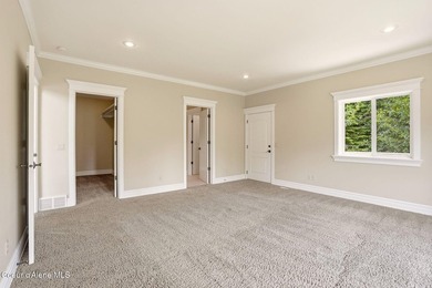 Rare one owner secondary waterfront home in desirable Woodland - photo 26