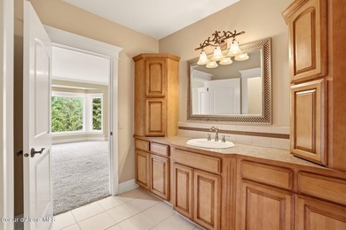 Rare one owner secondary waterfront home in desirable Woodland - photo 29