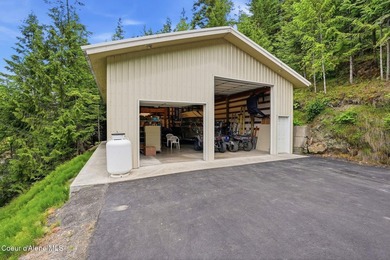 Rare one owner secondary waterfront home in desirable Woodland - photo 44