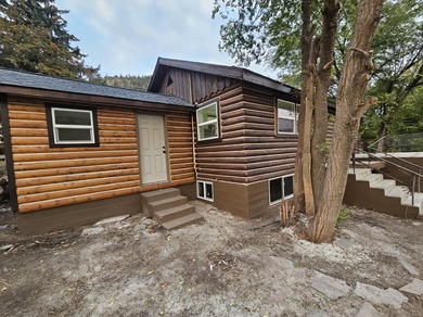 Clark Fork River Home Active Under Contract in Alberton Montana