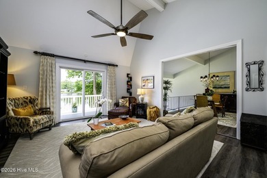 BEST VALUE WATERFRONT HOME IN NEW BERN!!! Ready for its next - photo 3