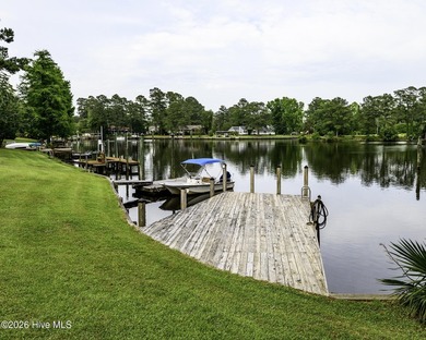 BEST VALUE WATERFRONT HOME IN NEW BERN!!! Ready for its next - photo 5