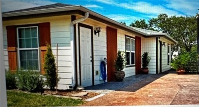 (private lake, pond, creek) Home For Sale in Aransas Pass Texas