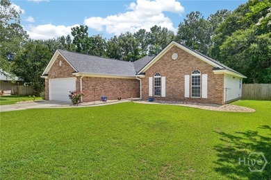 Welcome to 194 Young Way in Richmond Place! This well-maintained - photo 3