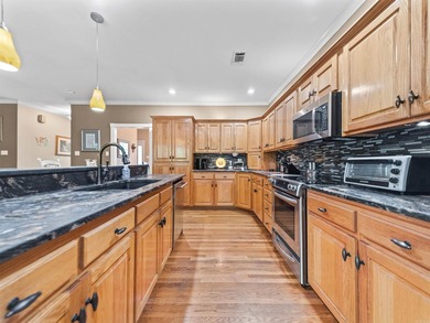 Situated on a one acre lot, this meticulously maintained 4 - photo 11