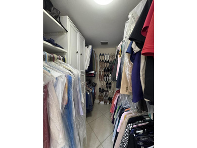 Welcome to this well-appointed 2/2 unit located in the Gemini in - photo 19