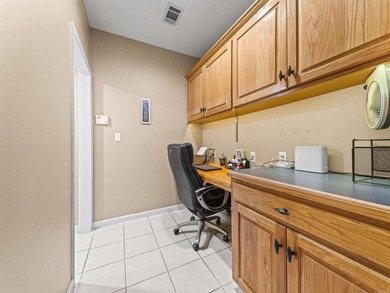 Situated on a one acre lot, this meticulously maintained 4 - photo 21