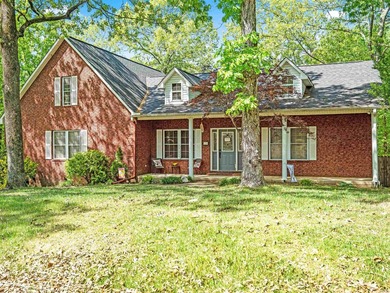 Situated on a one acre lot, this meticulously maintained 4 - photo 31