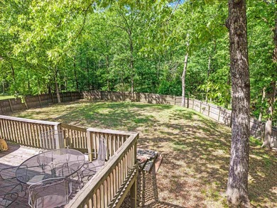 Situated on a one acre lot, this meticulously maintained 4 - photo 34