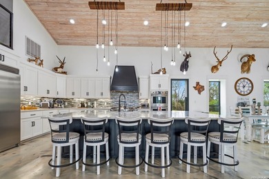 Twisted L Ranch is a premier 260 acre high-fence recreational - photo 7