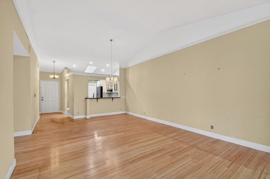 BEST VALUE in the community! Bright Corner Villa with Water - photo 11