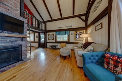 Enjoy year-round lake living from this original Yankee Barn post - photo 14