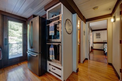 Enjoy year-round lake living from this original Yankee Barn post - photo 21