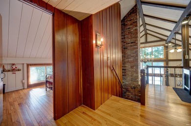 Enjoy year-round lake living from this original Yankee Barn post - photo 33