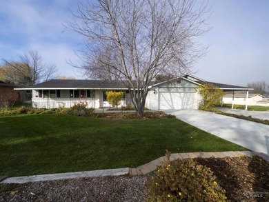 Lake Lowell Home For Sale in Nampa Idaho