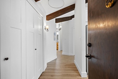 Beautiful 2-bed, 1 bath condo in desirable Abbey Hill featuring - photo 7