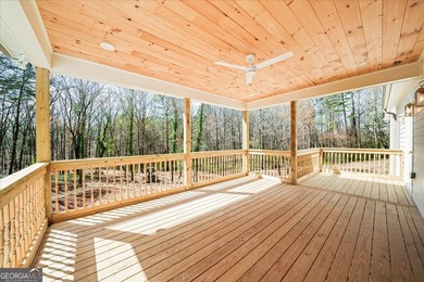 Tucked away on over an acre in the quiet charm of Murrayville - photo 15
