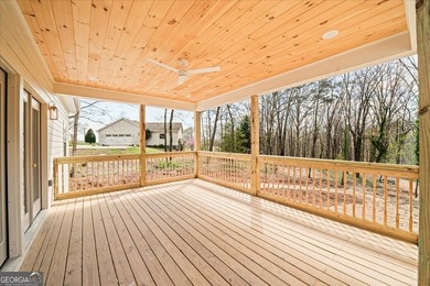Tucked away on over an acre in the quiet charm of Murrayville - photo 16