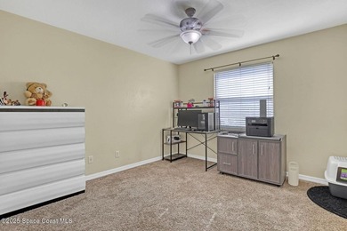 Discover this beautifully well maintained 3-bedroom, 2-bathroom - photo 18