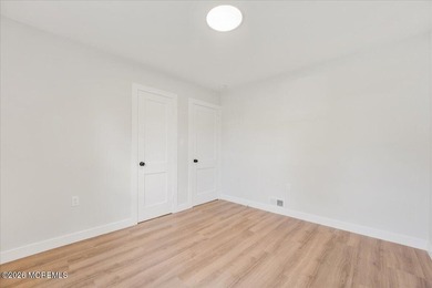 Completely updated and remodeled 3 Bed, 1 Bath Ranch-style home - photo 21