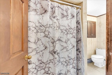 Welcome to this charming and well-maintained home offering 3 - photo 27