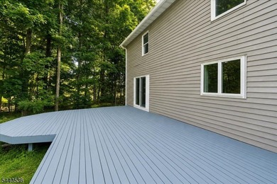 Welcome to this charming and well-maintained home offering 3 - photo 36
