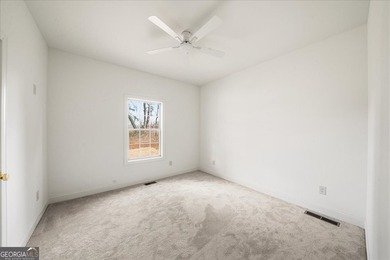 Tucked away on over an acre in the quiet charm of Murrayville - photo 38