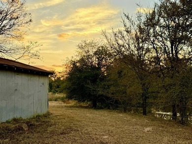PRIME 2.47+/- ACRE COMMERCIAL LOT IN EMORY, TEXAS! Exceptional - photo 12