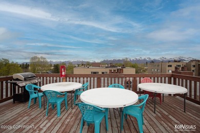 Affordable downtown living close to ALL the amenities and a huge - photo 25